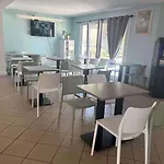 Kyriad Eco - Perpignan Nord Aéroport 2*