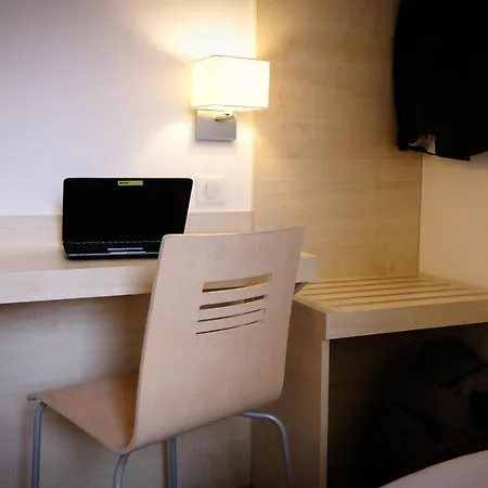 Kyriad Eco - Perpignan Nord Aeroport Hotel