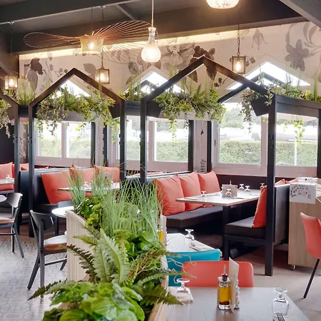 Kyriad Direct Perpignan Nord - Aéroport 2*