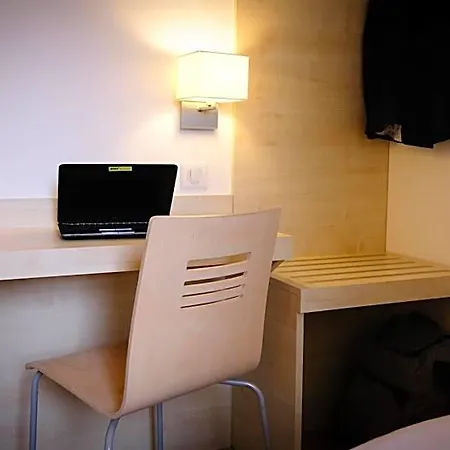 Kyriad Eco - Perpignan Nord Aéroport Hotel 2*
