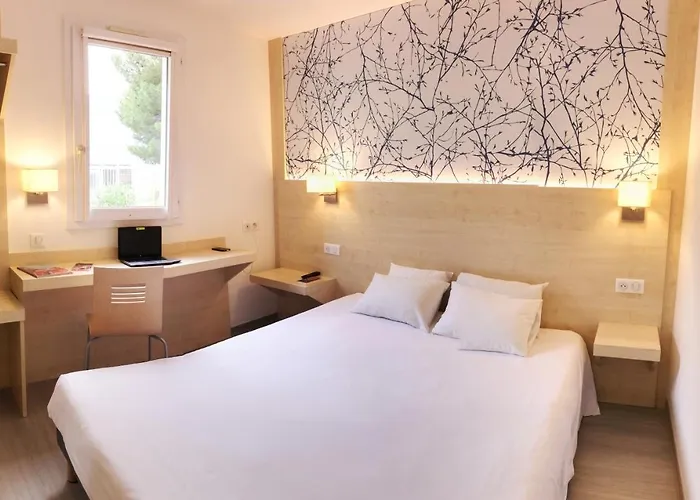 Kyriad Eco - Perpignan Nord Aeroport 2*