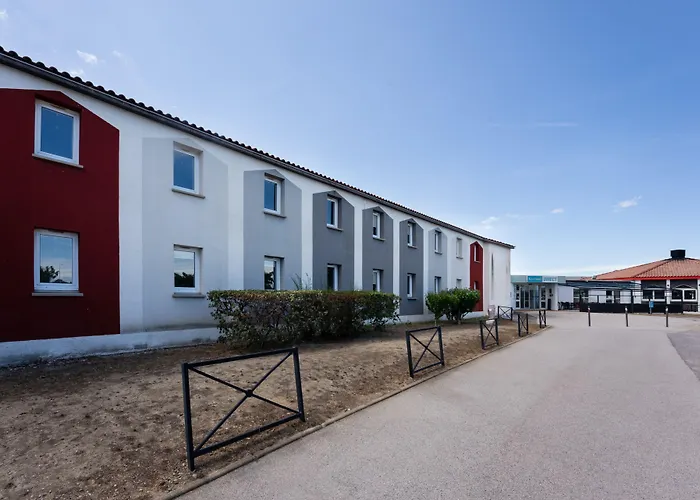 Kyriad Eco - Perpignan Nord Aeroport リヴサルト